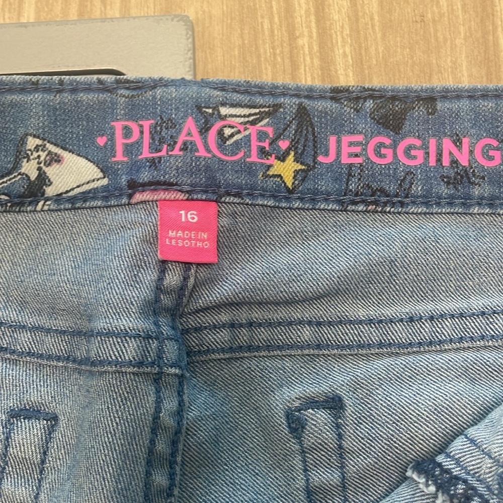 Children’s Place darling emoji jeans - Picture 2 of 8